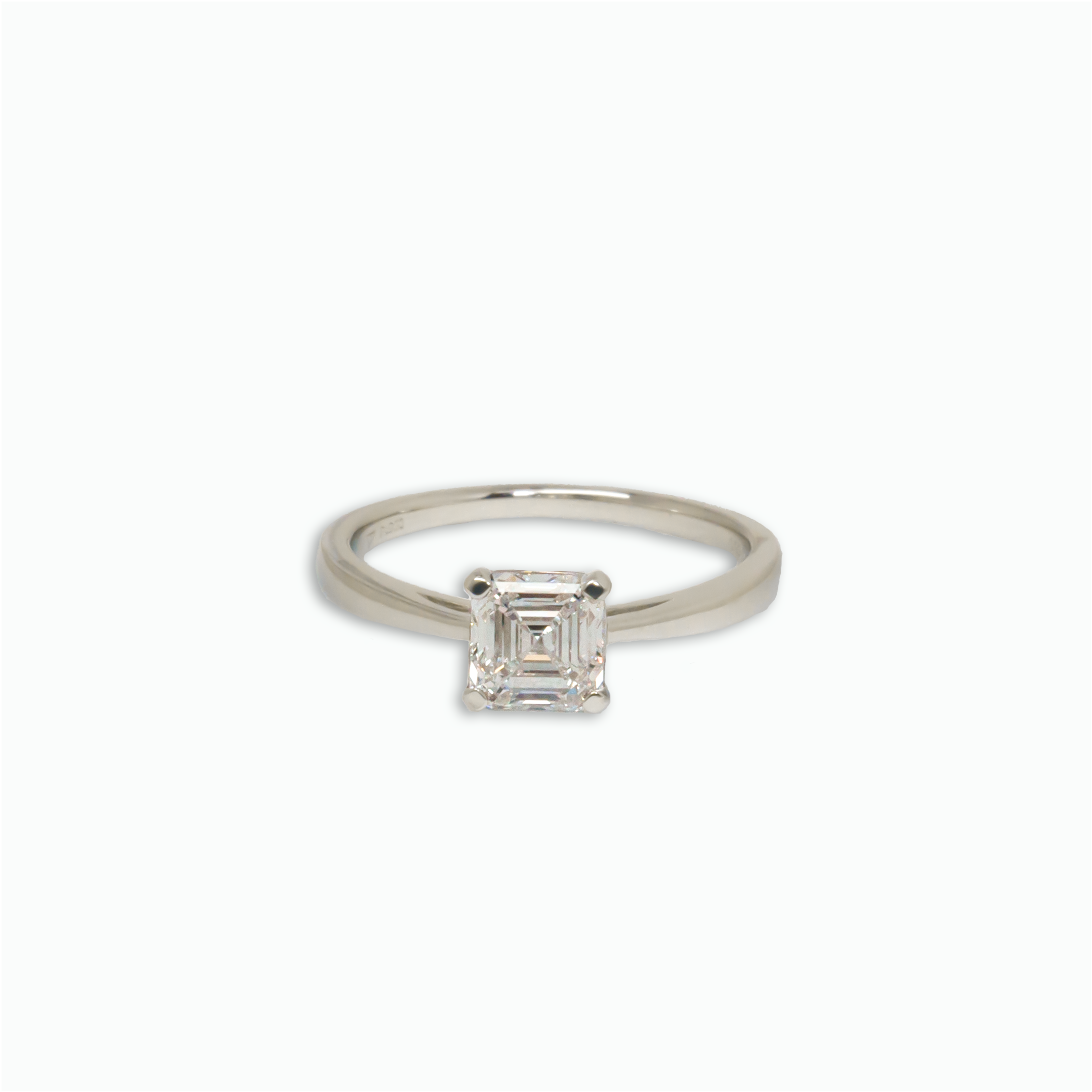 lab-grown diamonds  ring pt950