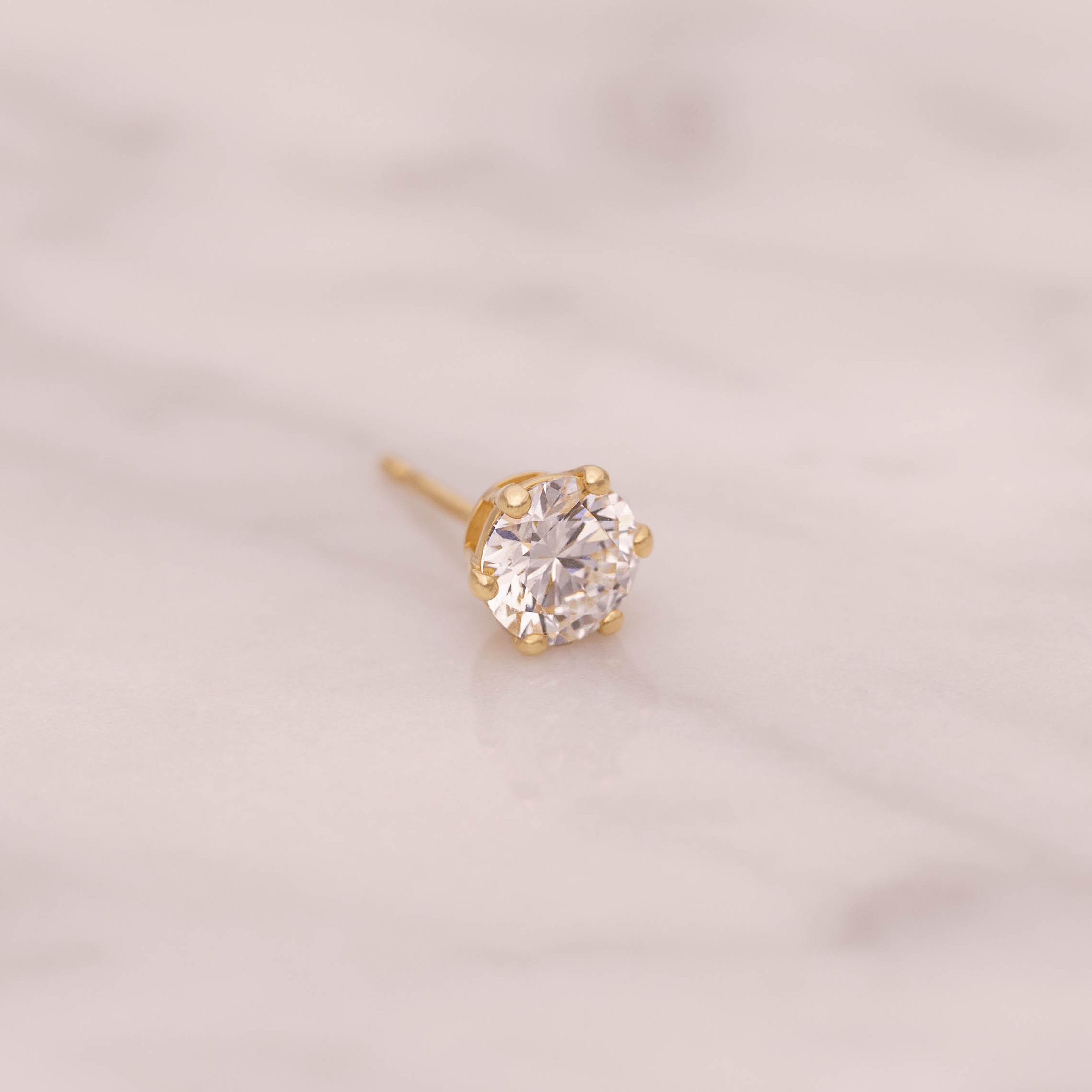 lab-grown diamonds　ピアス K18イエローゴールド